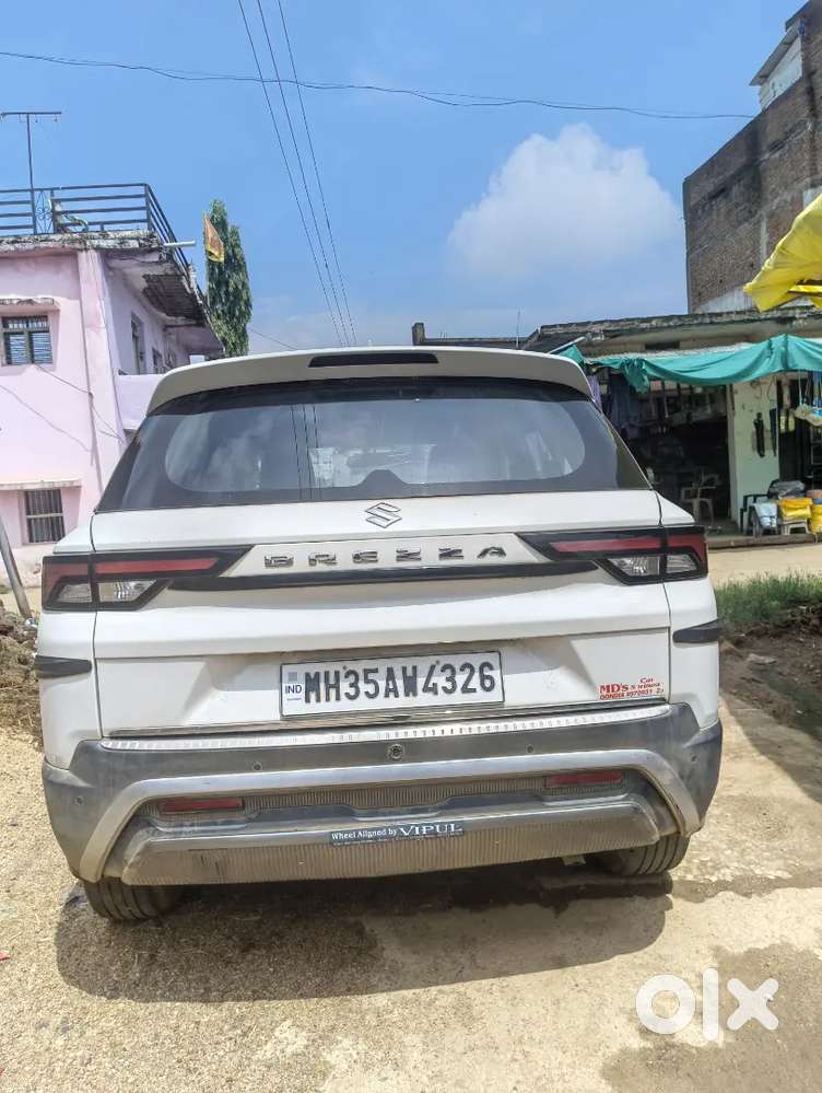 Maruti Suzuki Brezza Lxi Hybrid 2024 Plus Added Kit Of 2 Lac From Show