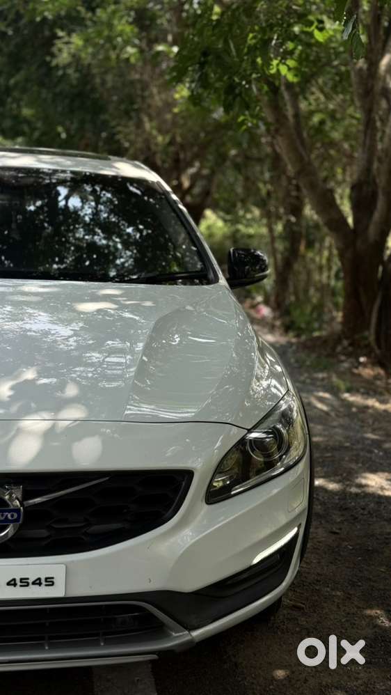 Volvo S60 Cross Country 2.4 Liter 5 Cylinder