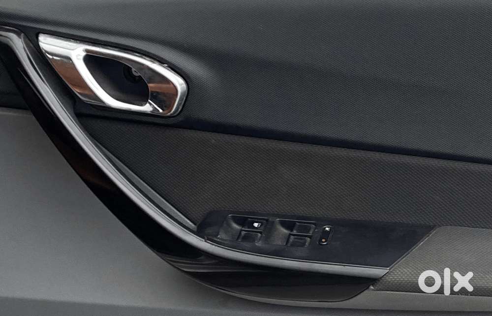 Tata Tigor Xza, 2019, Petrol
