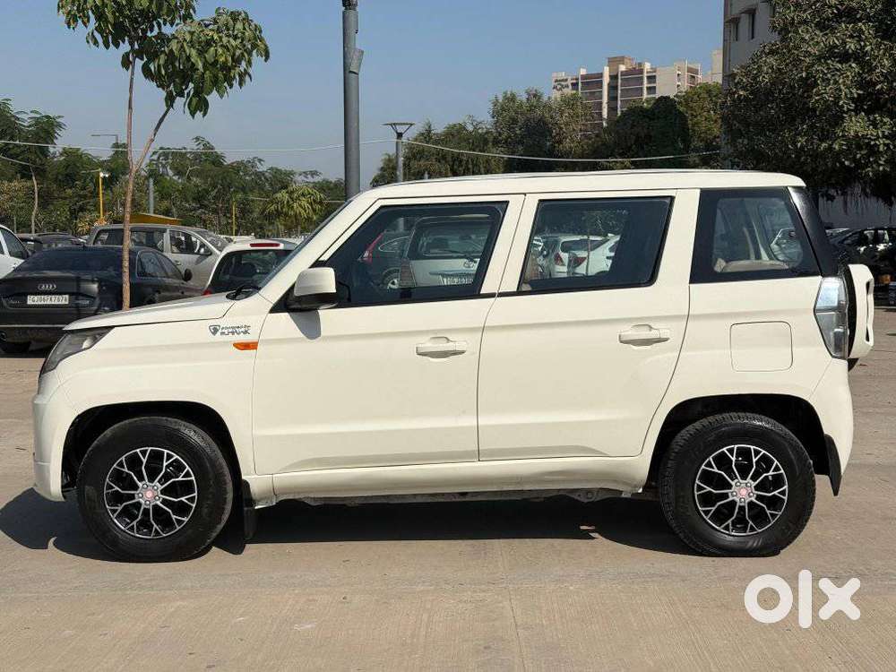 Mahindra Tuv 300 T4 Plus, 2020, Diesel