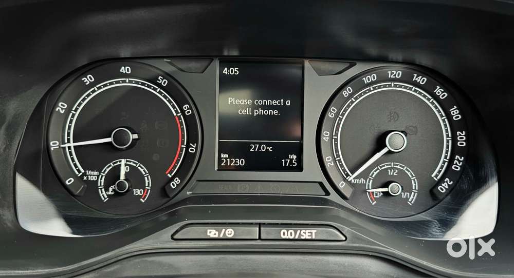 Skoda Kushaq 1.0 Tsi Style, 2022, Petrol