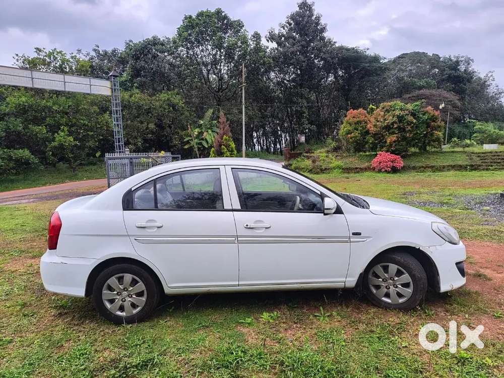 Hyundai Verna 1.6 Vtvt 2012