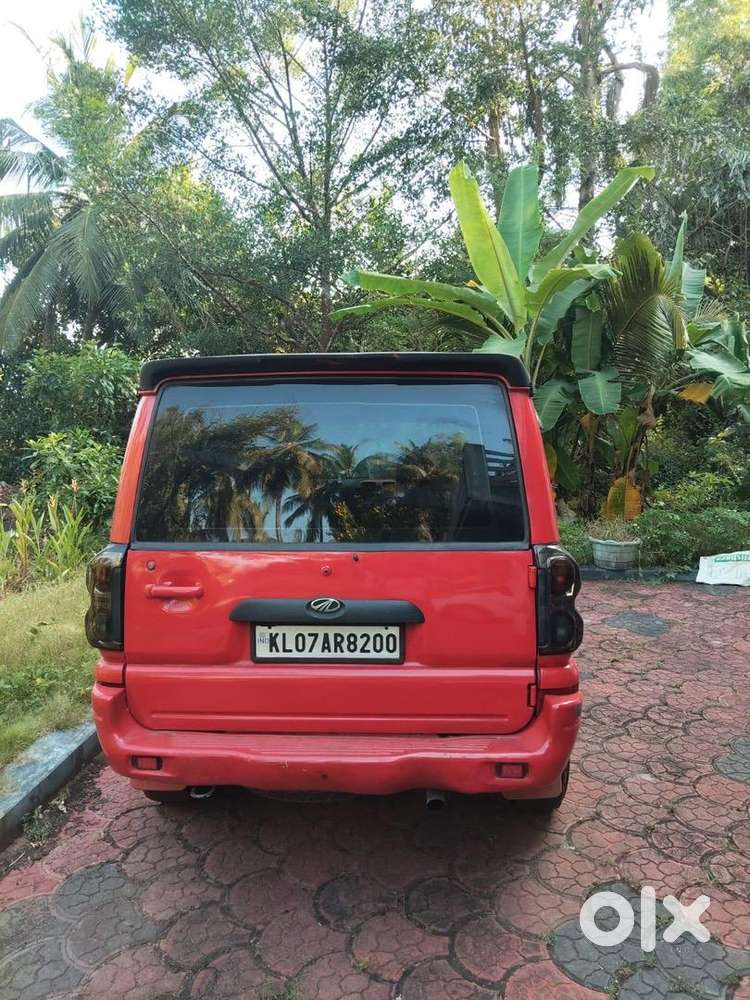 Mahindra Scorpio-n 2004 Diesel 180000 Km Driven