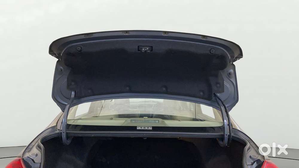 Maruti Suzuki Ciaz 1.5 Alpha Shvs Petrol, 2019, Petrol