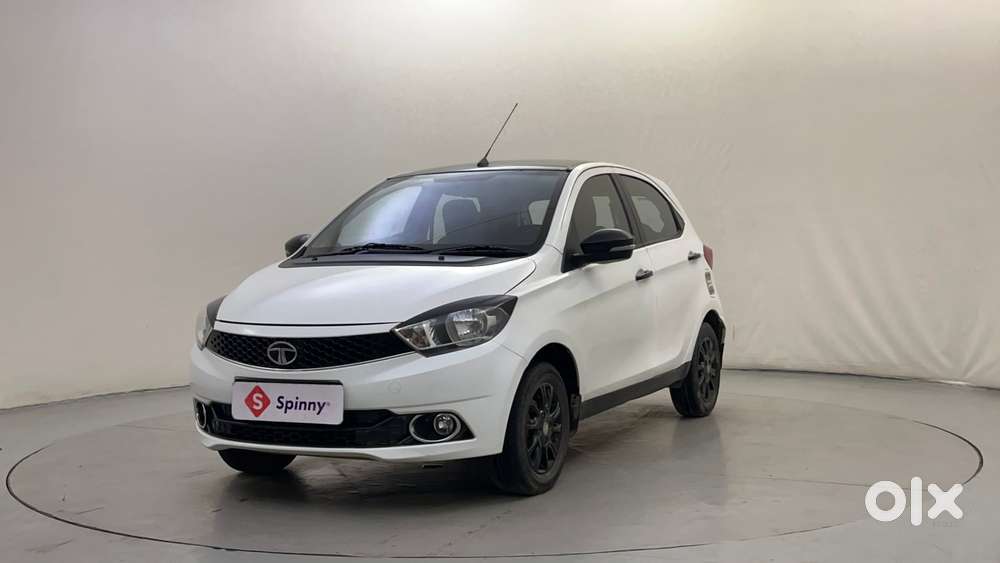 Tata Tiago Xza, 2017, Petrol