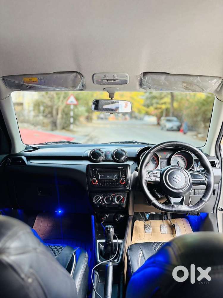 Maruti Suzuki Swift Vxi + Manual, 2020, Petrol