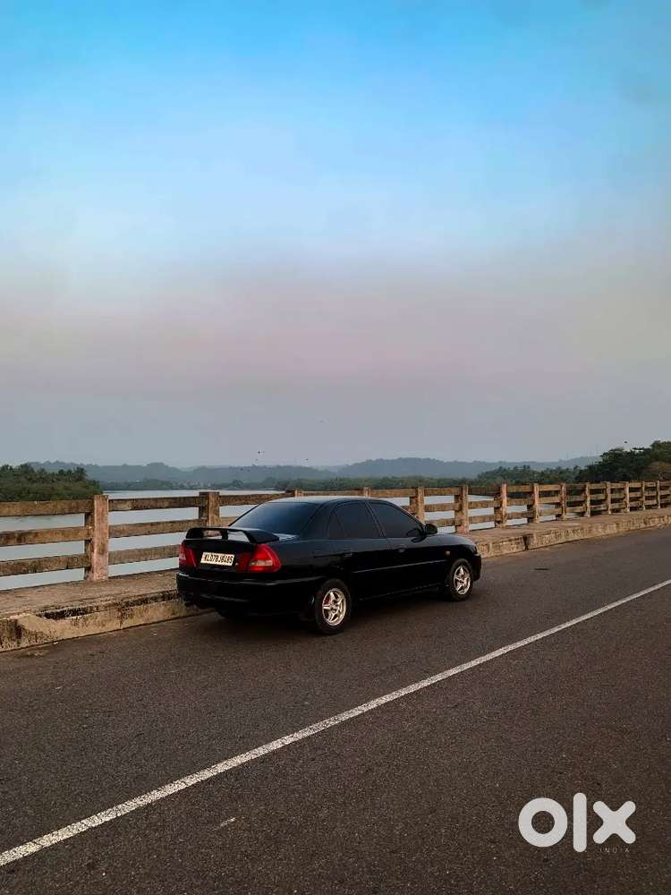 Mitsubishi Lancer 2001