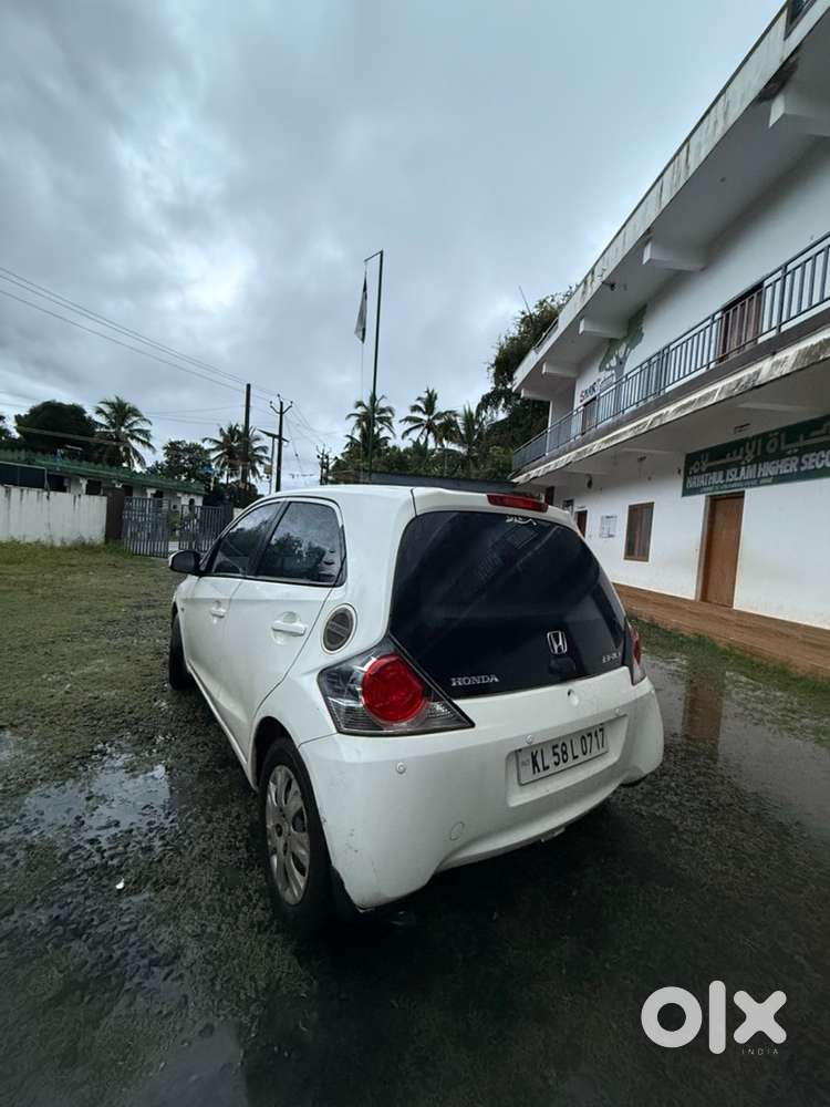 Honda Brio 2013 Petrol Well Maintained