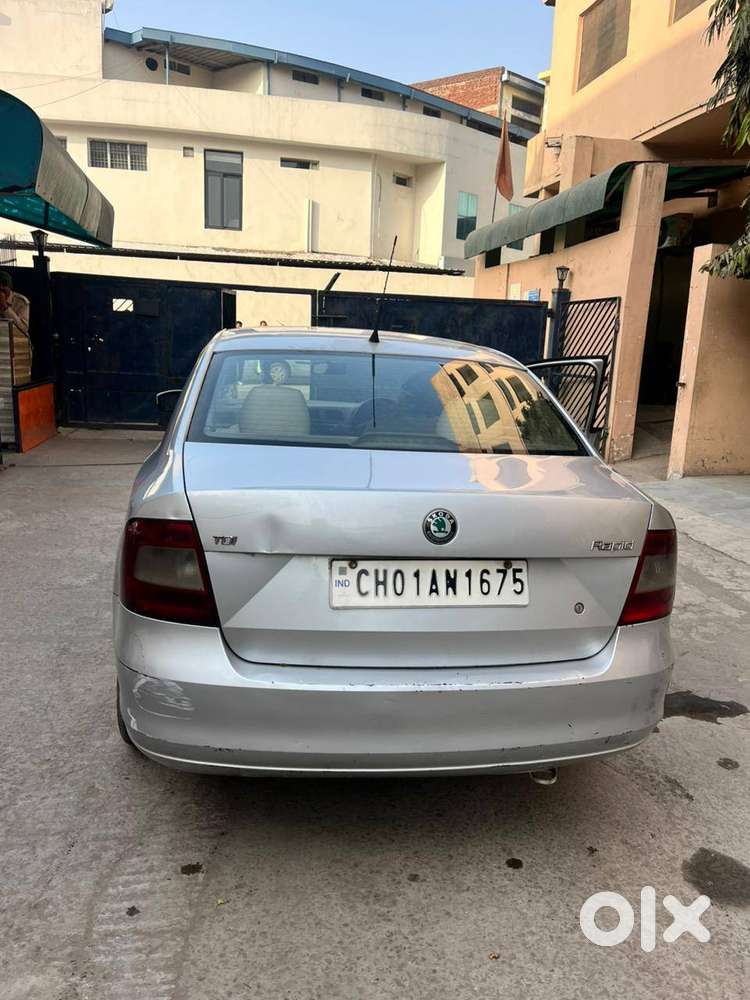 Skoda Rapid 2012 Diesel 166918 Km Driven