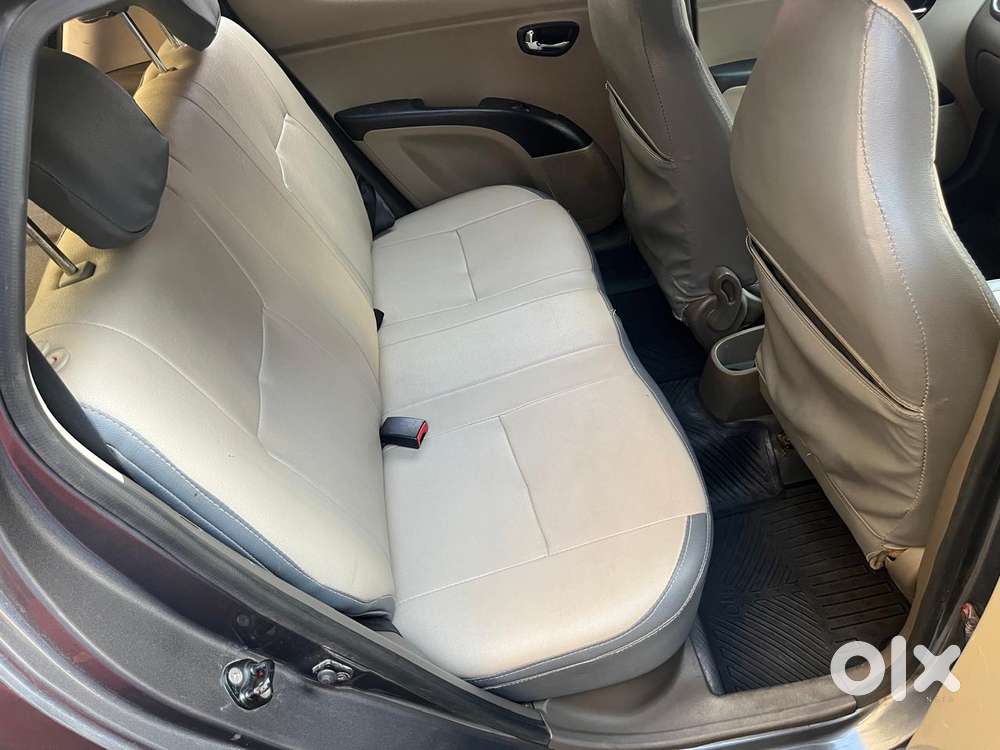 Hyundai I10 Sportz At, 2012, Petrol