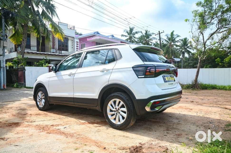 Volkswagen Taigun 1.0 Tsi Highline At, 2021, Petrol