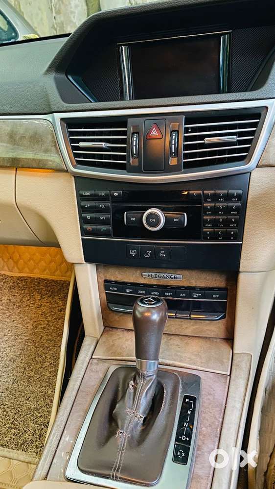 Mercedes-benz E-class 2011