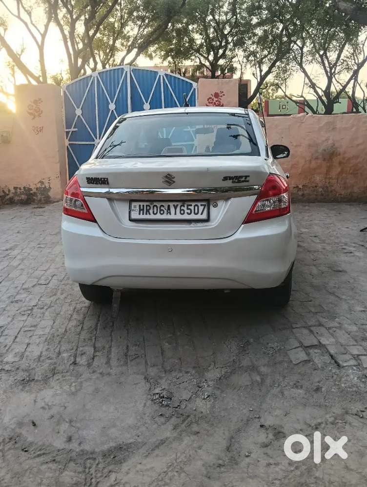 Good Condition Vxi Top Model 2017 Modal