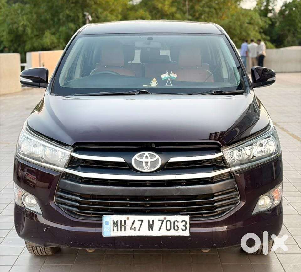Toyota Innova Crysta 2.8 Gx At 8 Seater, 2017, Diesel