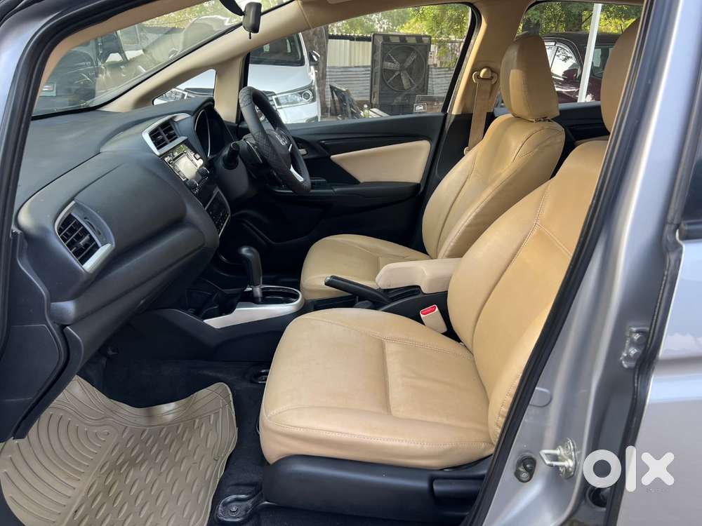 Honda Jazz V Cvt, 2019, Petrol