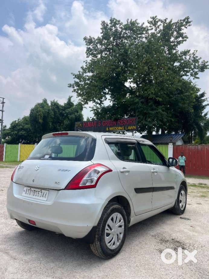 Maruti Suzuki Swift Vxi, 2015, Petrol
