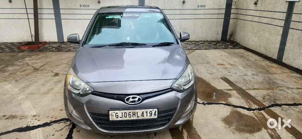 Hyundai I20 Sportz 2014 Diesel  Manual  2nd Owner