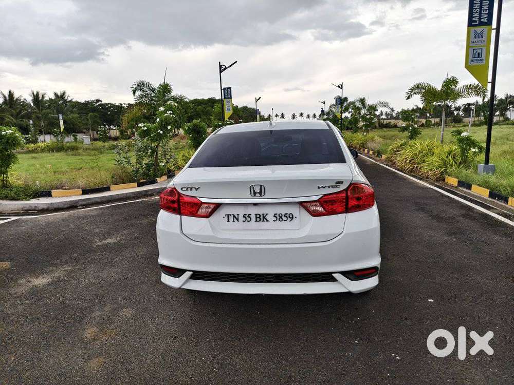 Honda City 1.5 V 4th Gen I-vtec Mt, 2022, Petrol