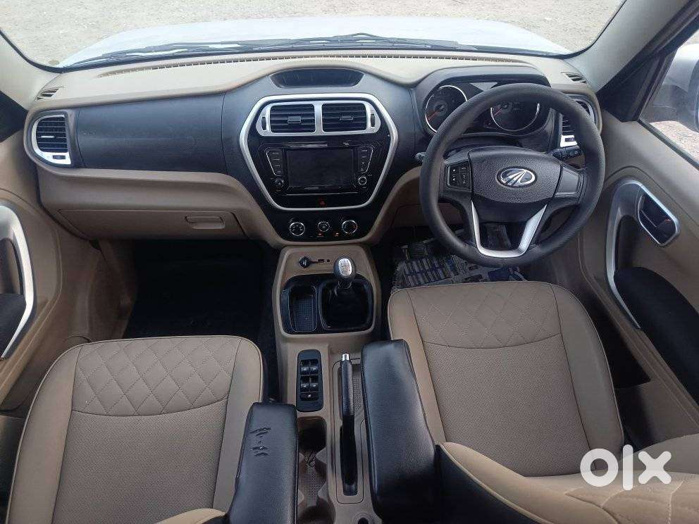 Mahindra Tuv 300 T10, 2018, Diesel