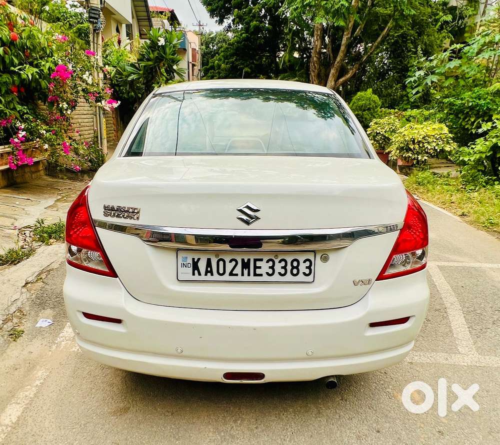 Maruti Suzuki Swift Dzire Vxi, 2010, Petrol