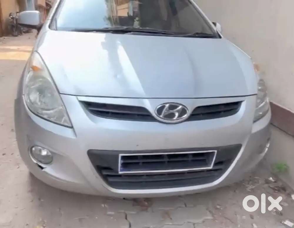 Hyundai I20 2010 Petrol 75000 Km Driven