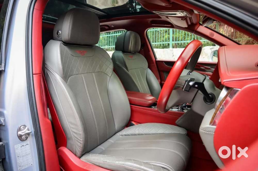 Bentley Bentayga, 2017, Petrol
