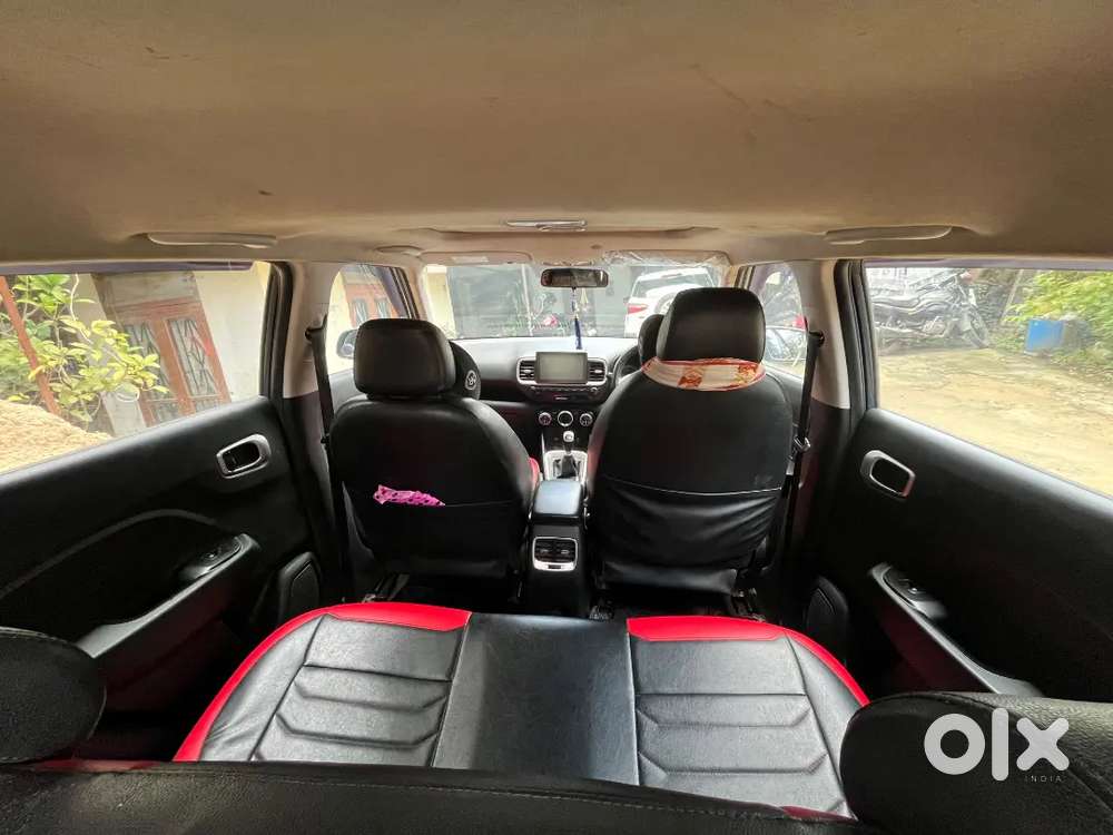 Hyundai Venue Knight Edition 2021