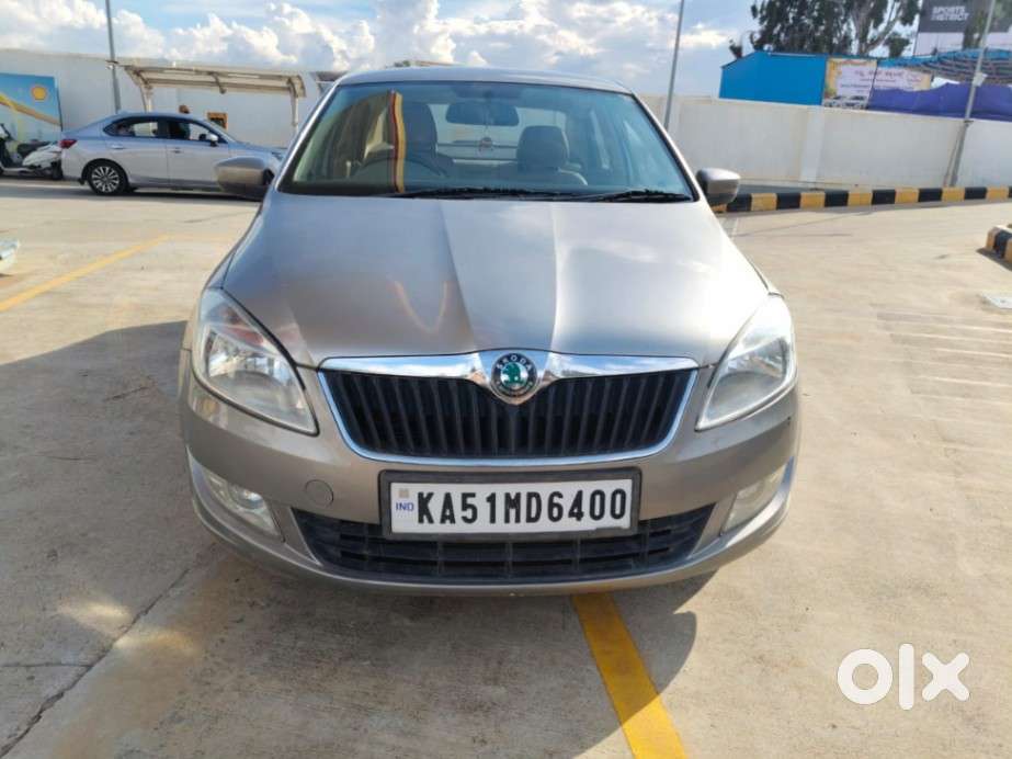 Skoda Rapid Elegance 1.6 Tdi Cr Manual, 2013, Diesel
