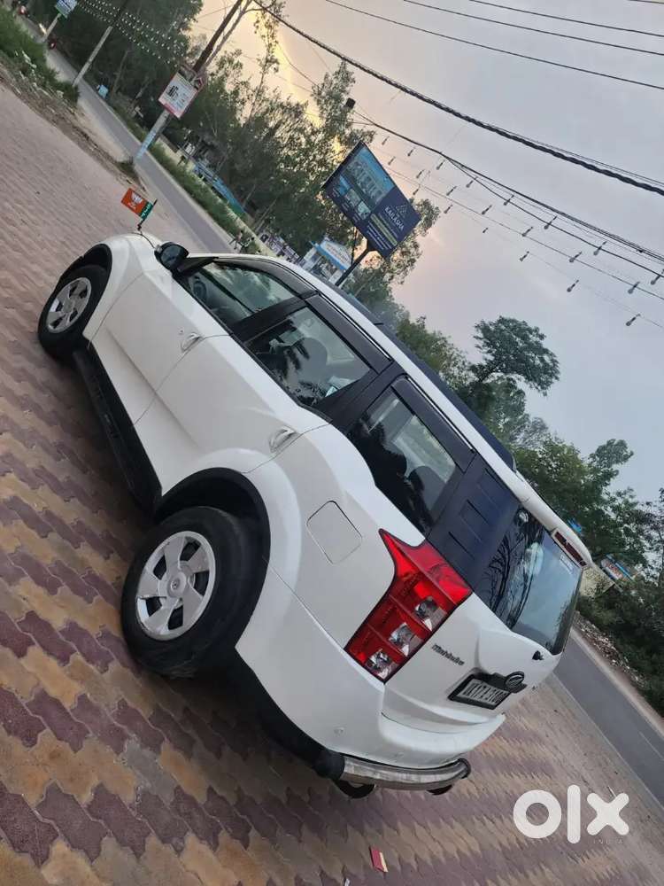 Mahindra Xuv500 2015 Diesel 72000 Km Driven