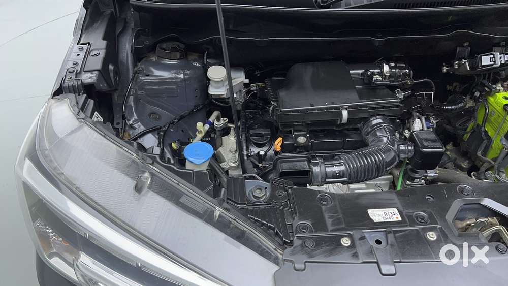Maruti Suzuki Xl6 1.5 Alpha Plus At, 2022, Petrol
