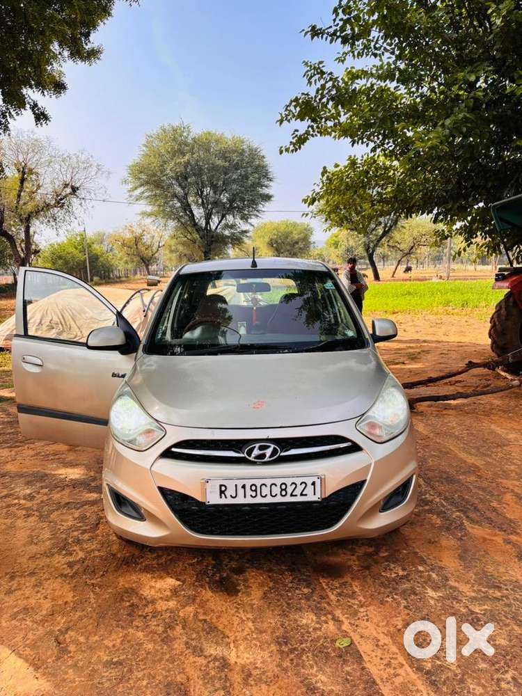 Hyundai Petrol Car 2012