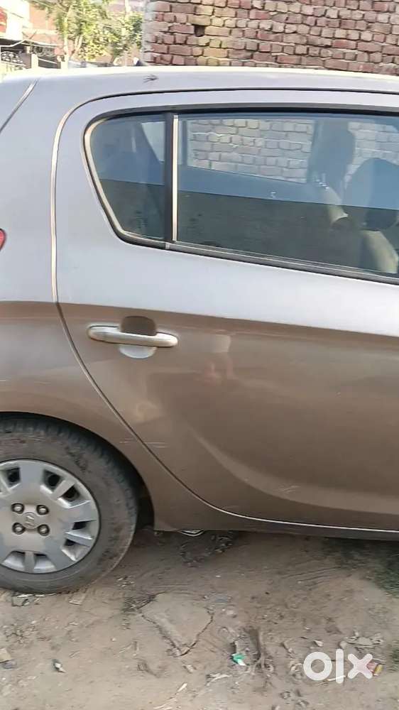 I20 Cng Fitted All Good Condition Cng Fitted On Paper
