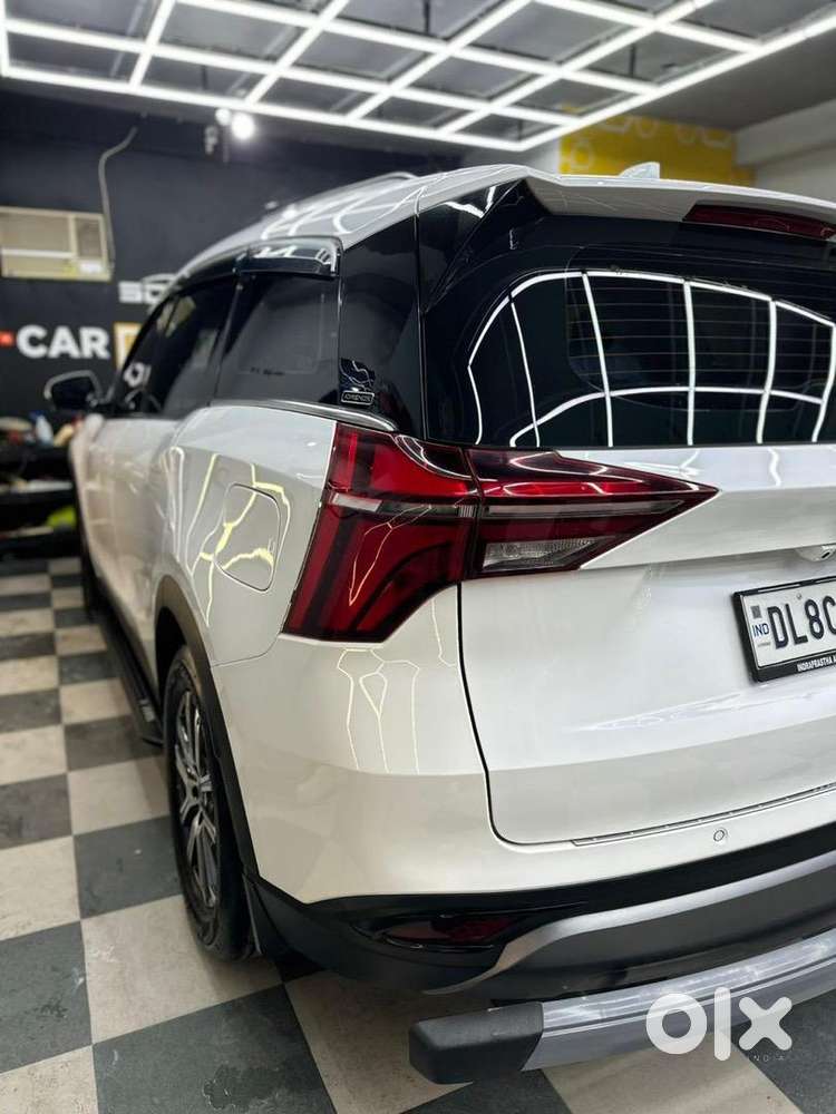 Mahindra Xuv700 2024 Diesel Well Maintained