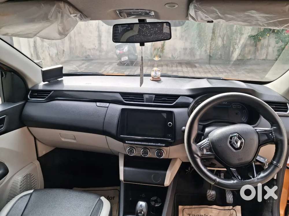 Renault Triber Rxt Amt 2023