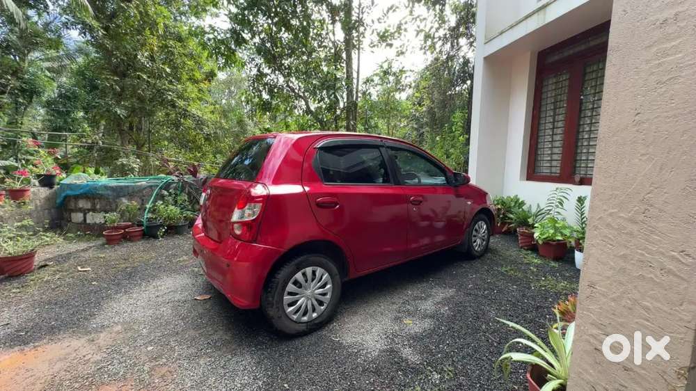 Toyota Etios Liva 2013