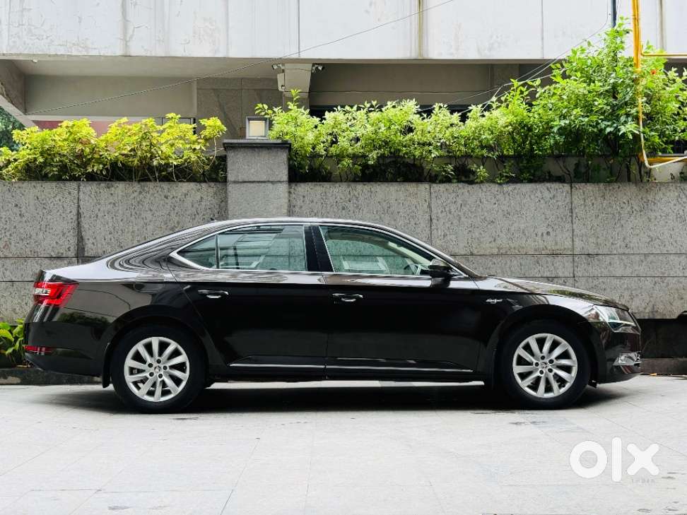 Skoda Superb 2.0 L&k Tsi At, 2019, Petrol