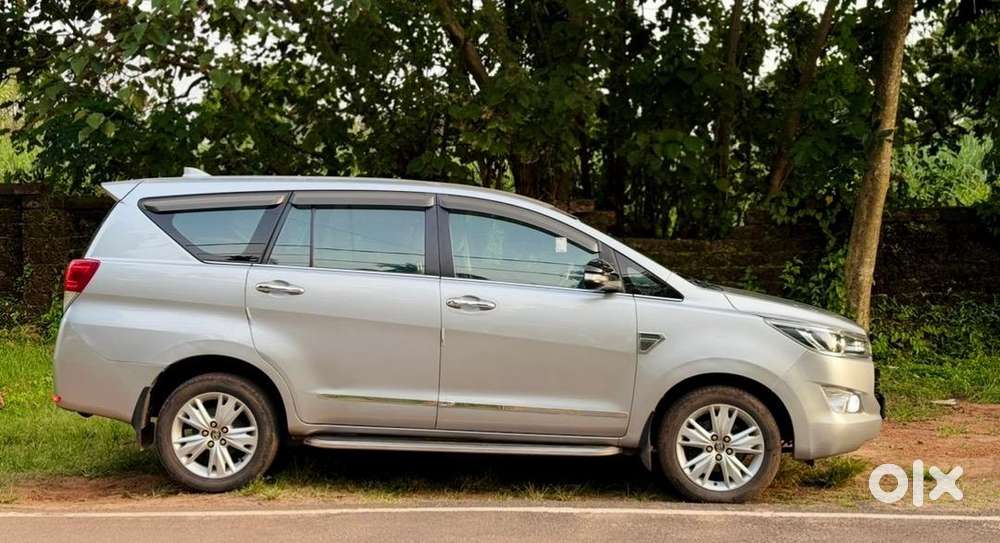 Toyota Innova Crysta Z Automatic 87000km Driven