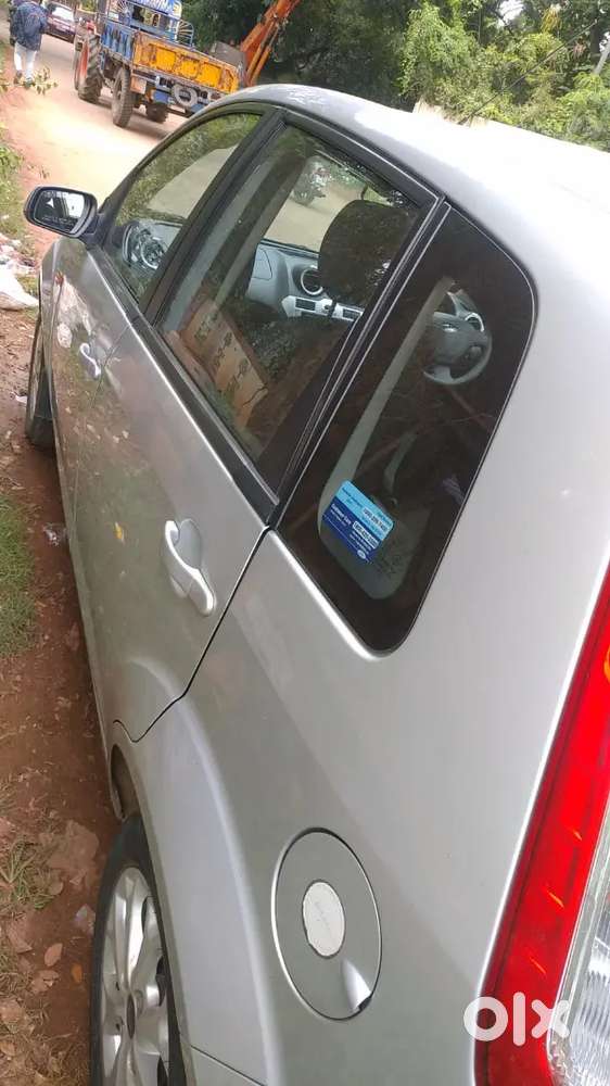 Ford Figo 1.4 Titanium 2014