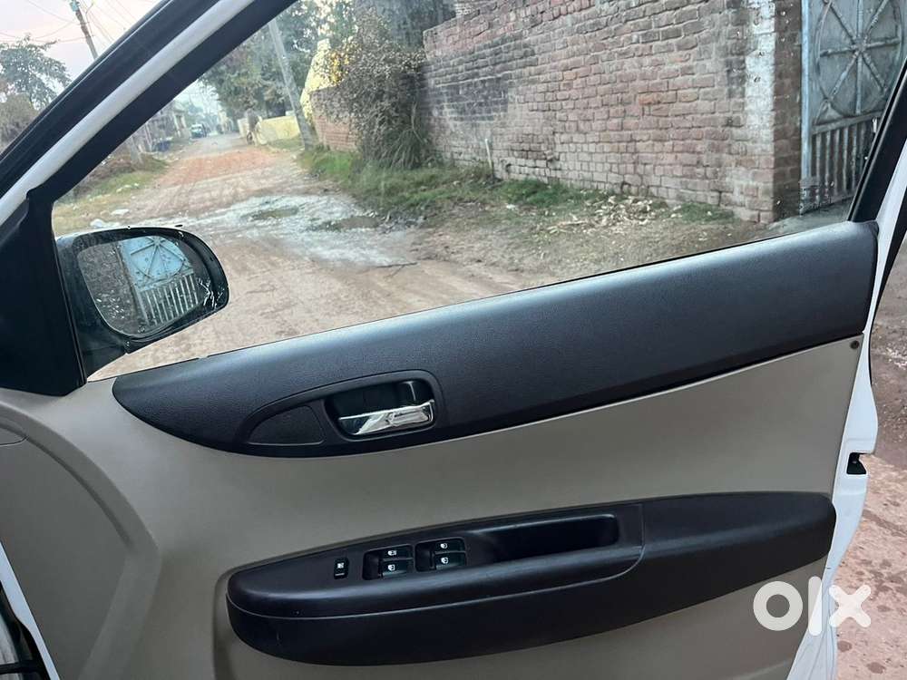 Hyundai I20 2009 Petrol Well Maintained