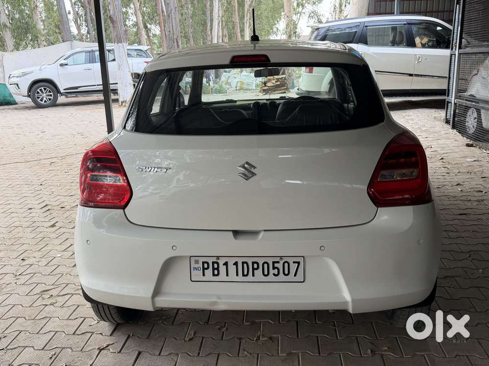 Maruti Suzuki Swift Vxi Optional, 2024, Petrol