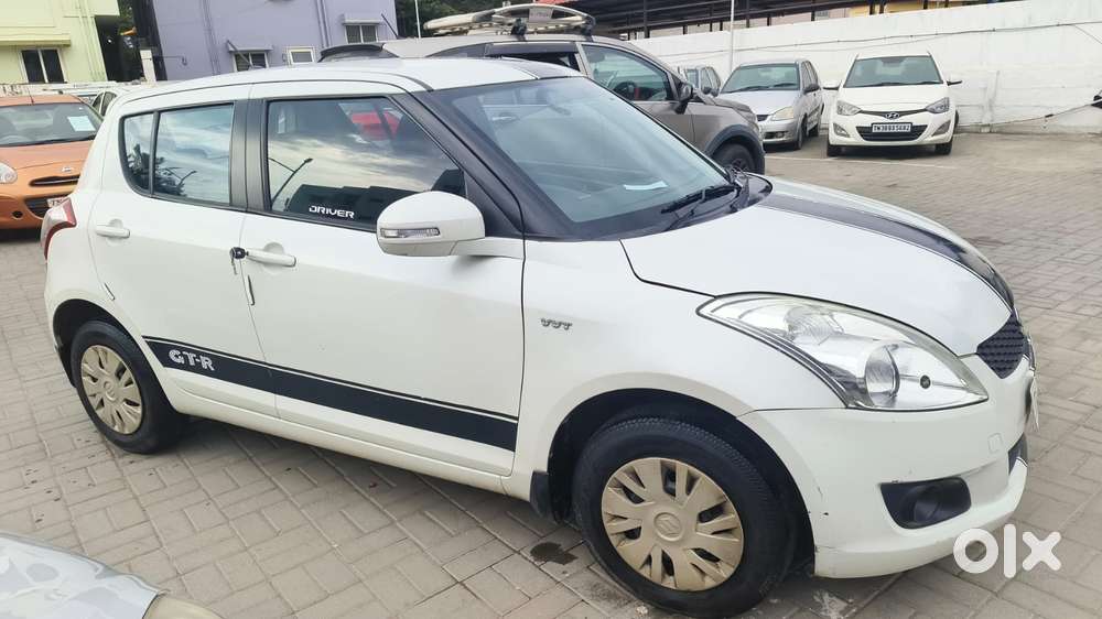 Maruti Suzuki Swift 1.2 Vxi (o), 2011, Petrol