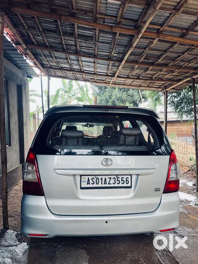 Toyota Innova 2012 Diesel Well Maintained