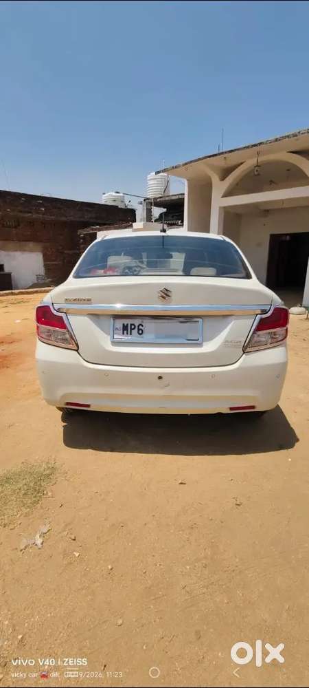 Mujhe 7 Seat Wali Leni He