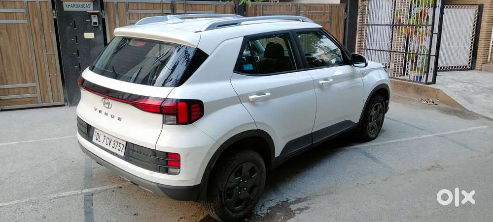 Hyundai Venue S 1.2 Petrol, 2023, Petrol