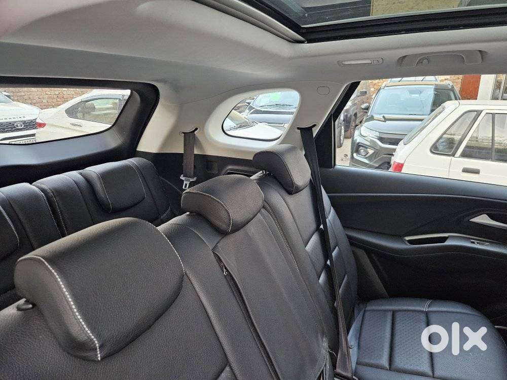 Mg Hector Plus 7 Select Pro 6mt, 2024, Petrol
