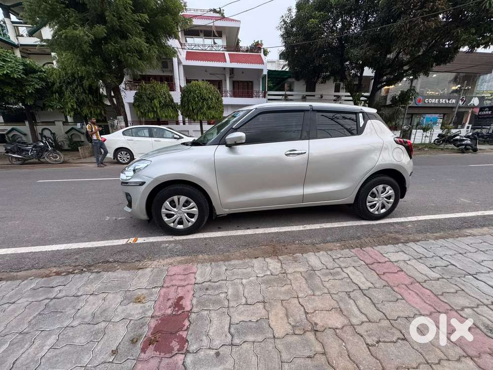 Maruti Suzuki Swift Vxi, 2018, Petrol