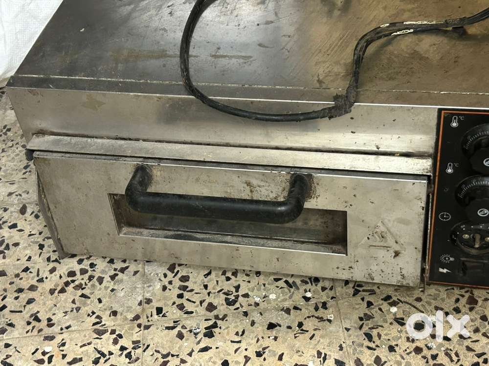 Pizza machine
