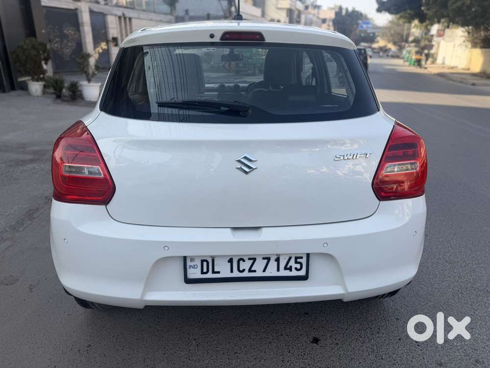 Maruti Suzuki Swift Amt Zxi, 2018, Petrol