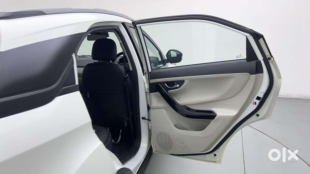 Tata Nexon 1.2 Revotron Xz Plus (s), 2023, Petrol