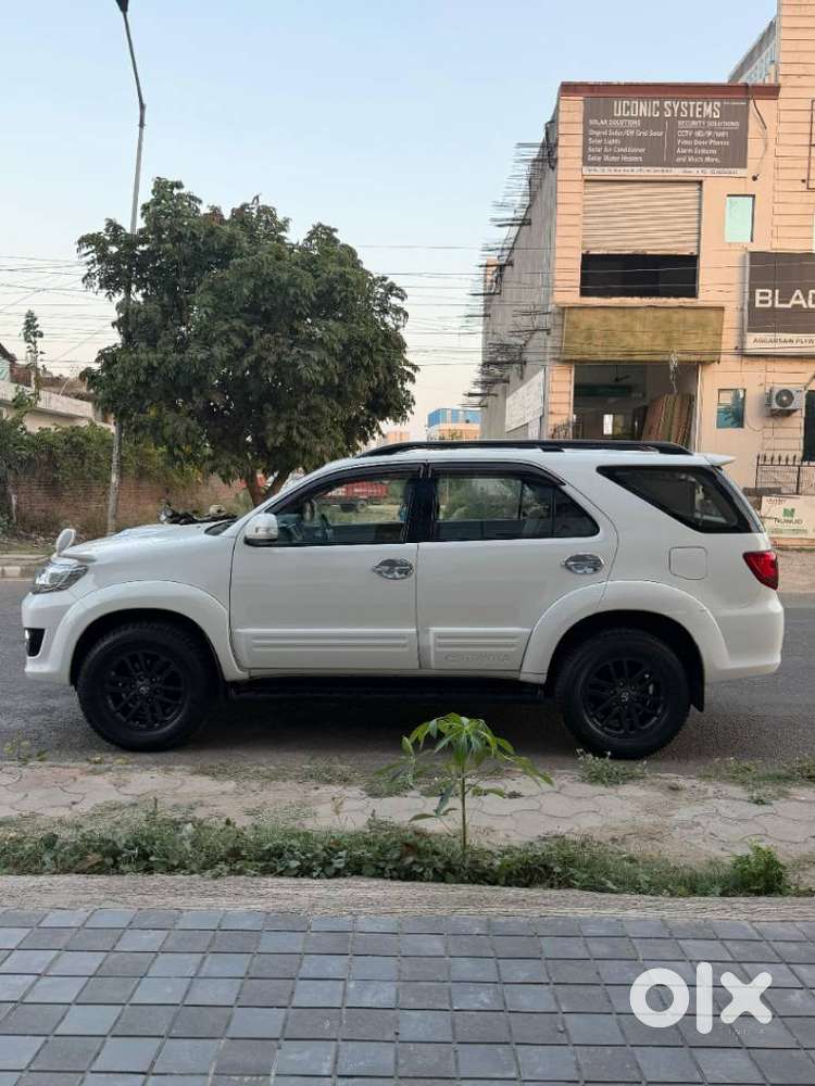 Toyota Fortuner 3.0 4x2 Automatic, 2016, Diesel